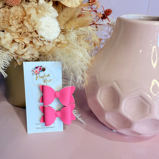 Betty Bows - Hot Pink litchi Piggy Tail Clips