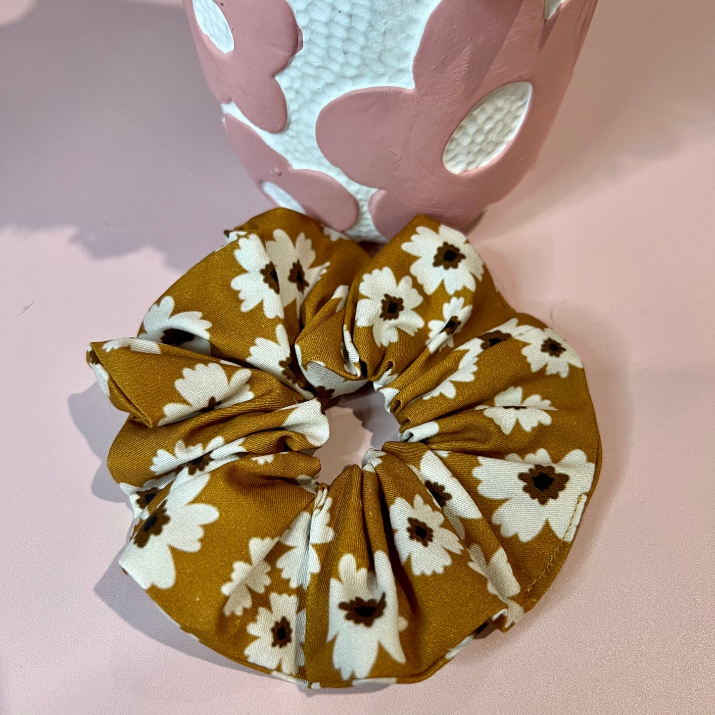 Scrunchie - Mustard floral