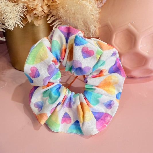 Scrunchie - Rainbow hearts