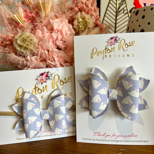 Emmi Bow - Lilac bunnies