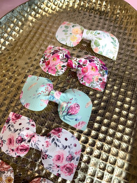 Tahlia Bow - Florals