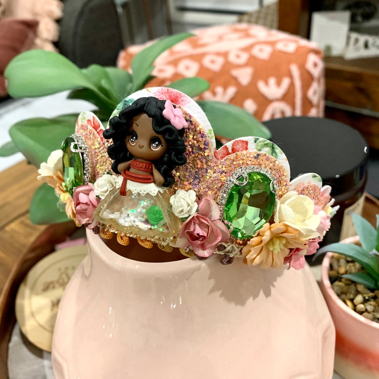 Tiara / Crown - Island girl themed