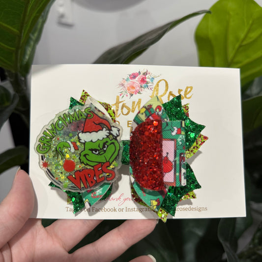 Deluxe Bow - Grinch theme