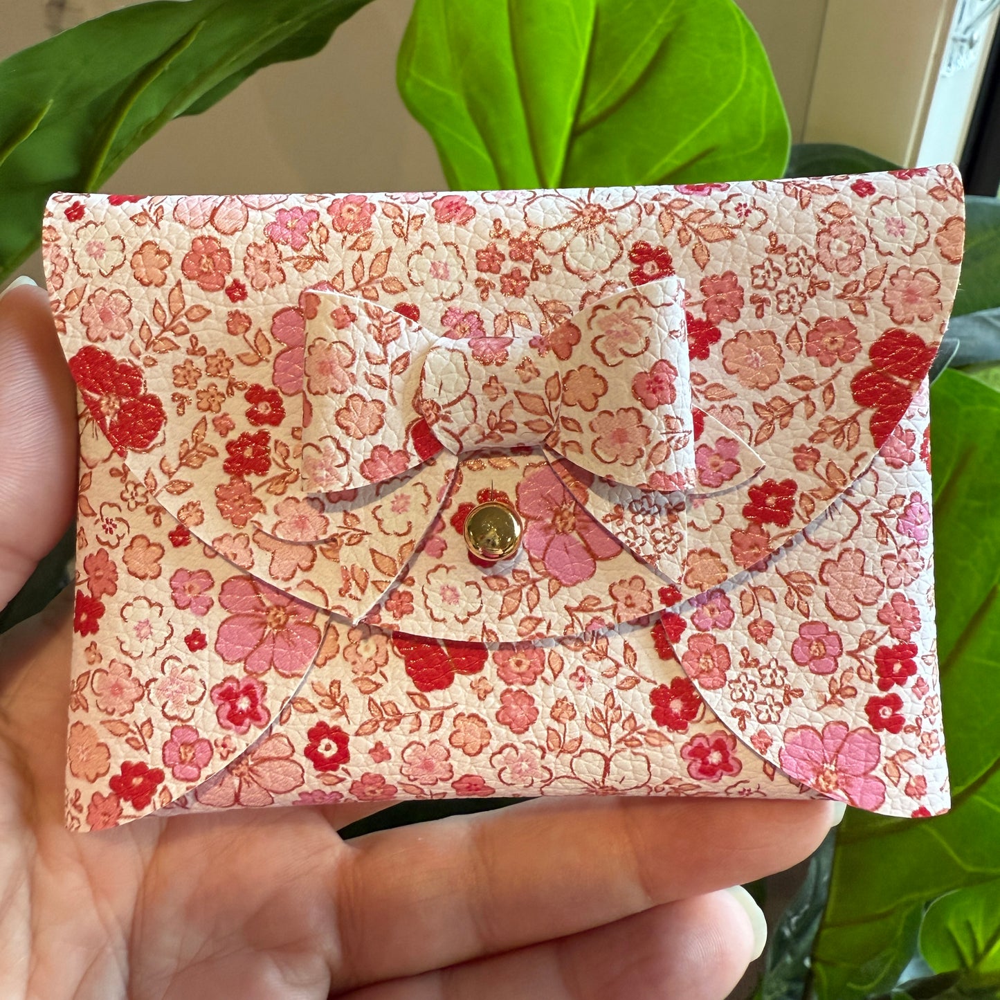 Coin Purse - Pink & red floral