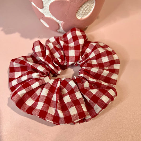 Scrunchie - Gingham Red