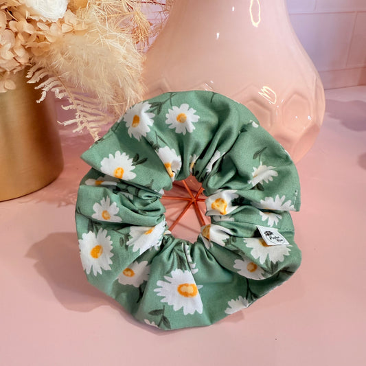 Scrunchie - Sage Green Daisies