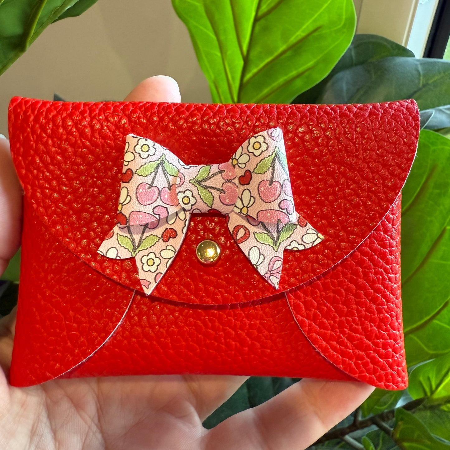 Coin Purse - Red cherries & bows